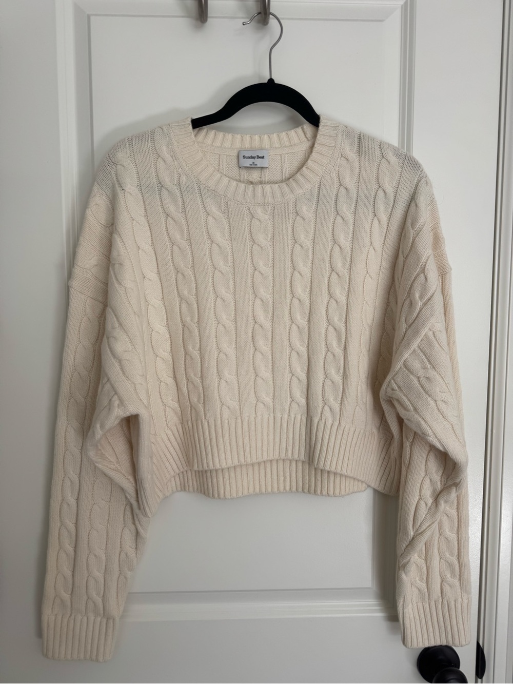 Aritzia Sunday Best Peggy Cropped Sweater Size M
